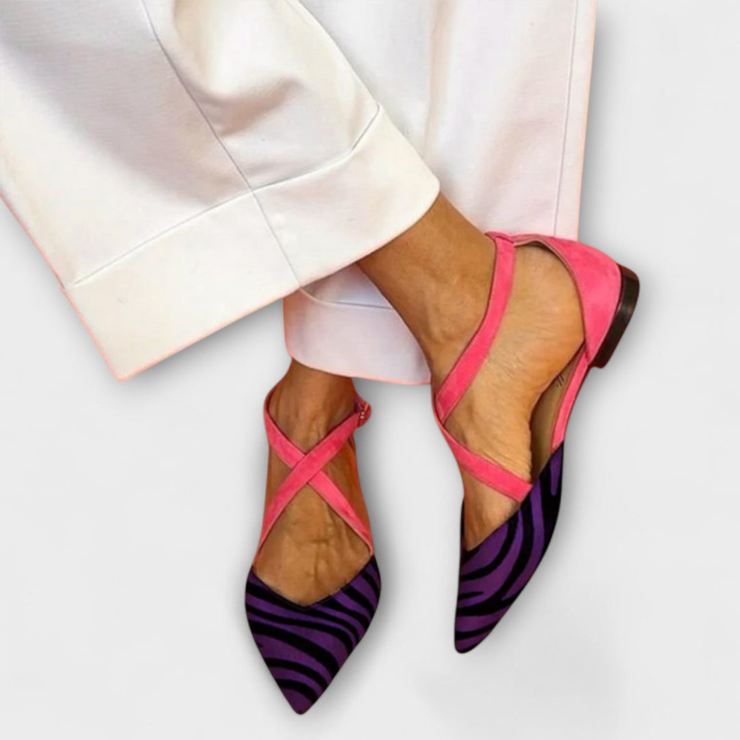 Fenna™ | Moccasins with Buckle