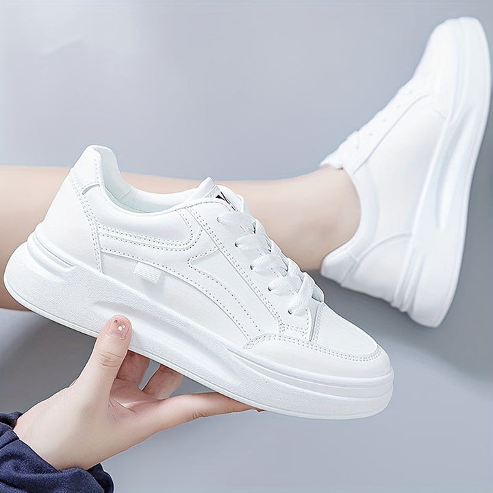 Chic White Trainers with Lightweight Comfort